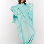 Xtra Long Design No. 501 - Bleeves | Wearable Blanket with Sleeves