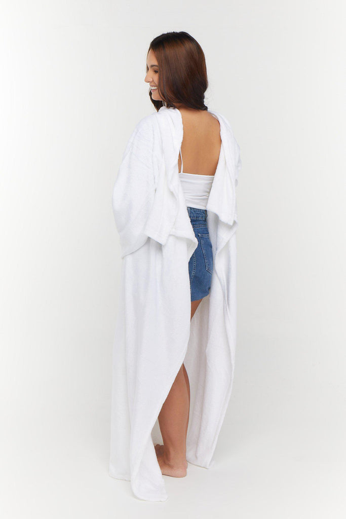 Regular Design No. 538 - Bleeves | Wearable Blanket with Sleeves